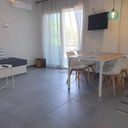 Διαμέρισμα τripiti *